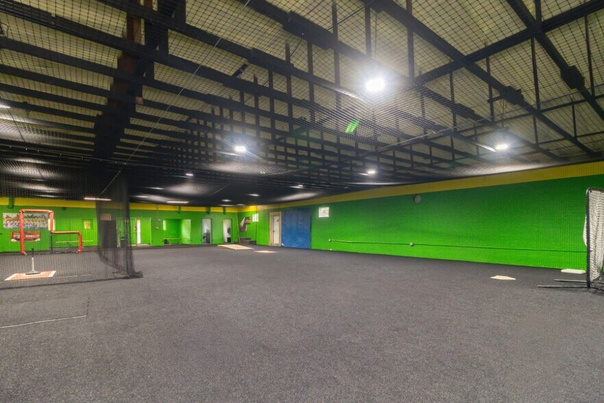 More Photos Of 10066 N Carthage Pike, Carthage Warehouse For Sale