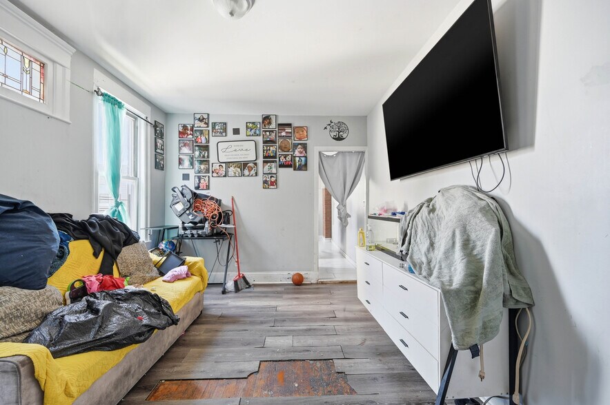 More Photos Of 4 Convent Ave, Yonkers Apartments For Sale