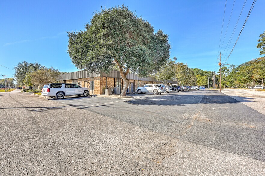 More Photos Of 415 Robertson Blvd, Walterboro Medical For Sale