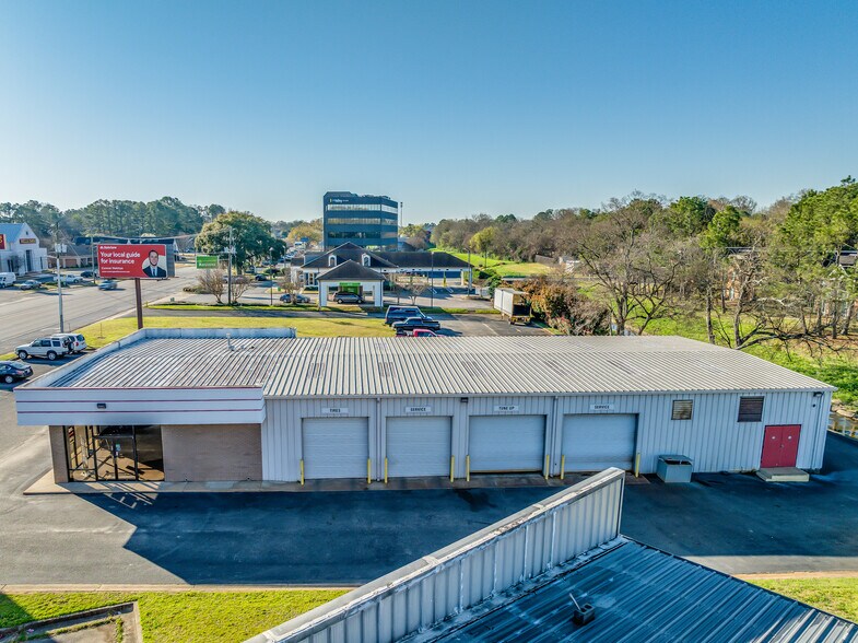 More Photos Of 2718 Zelda Rd, Montgomery Auto Repair For Sale