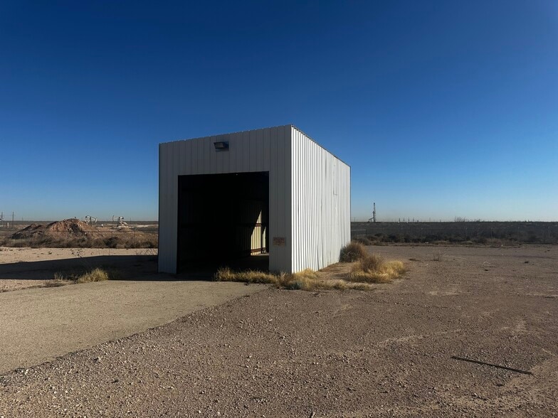 More Photos Of 1225 S Faudree Rd, Odessa Warehouse For Lease