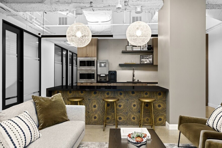 More Photos Of 10940 wilshire Blvd, Los Angeles Coworking Space