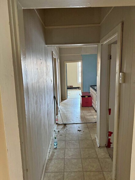 More Photos Of 2764 Gottingen St, Halifax Restaurant For Lease