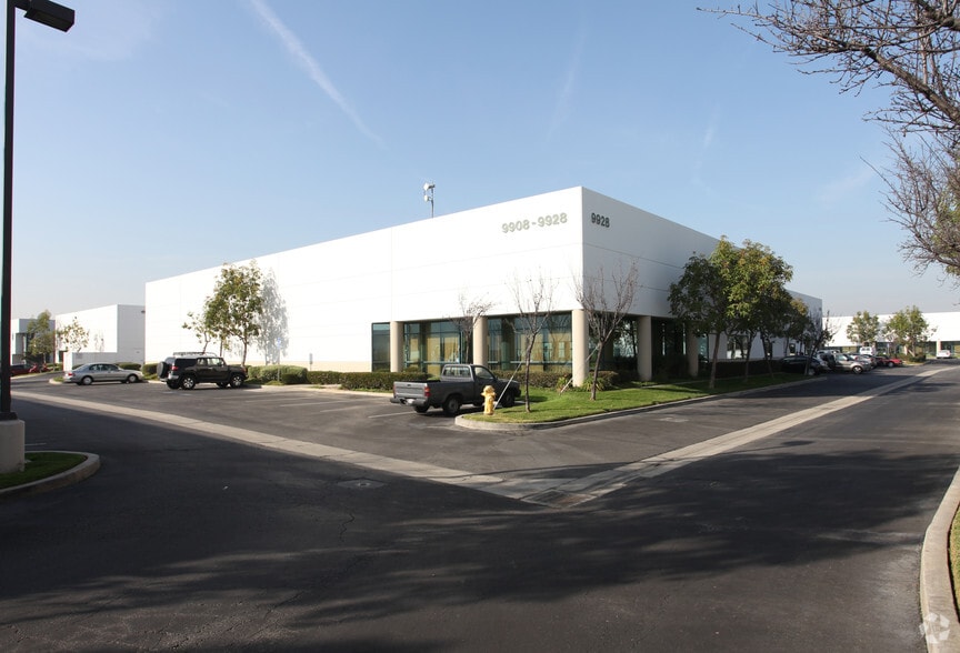 Primary Photo Of 9908-9928 Bell Ranch Dr, Santa Fe Springs Warehouse For Lease
