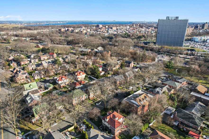 More Photos Of 2225 Lodovick Ave, Bronx Assisted Living For Lease