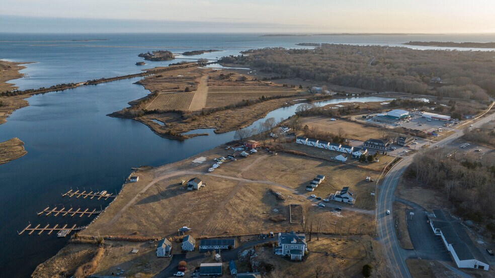 Primary Photo Of 830 Stonington Rd, Stonington Marina For Sale