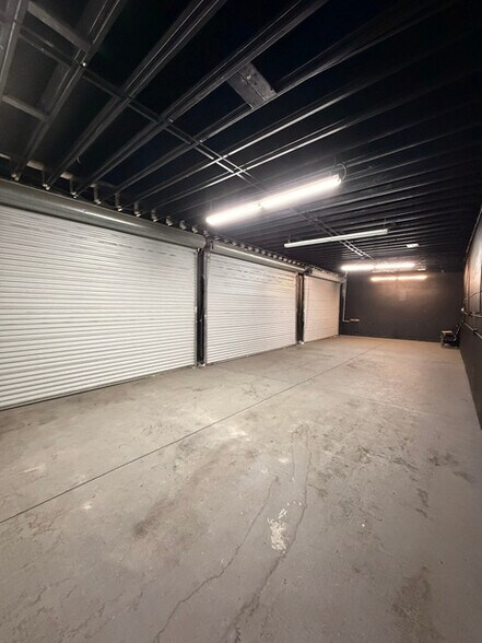 More Photos Of 21314-21316 Sherman Way, Canoga Park Service For Lease