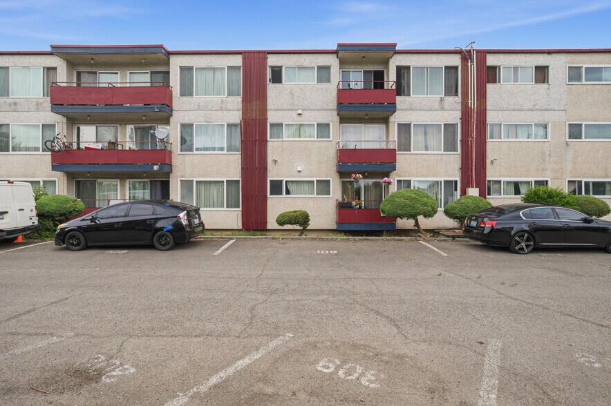 More Photos Of 4803 S Henderson St, Seattle Apartments For Sale