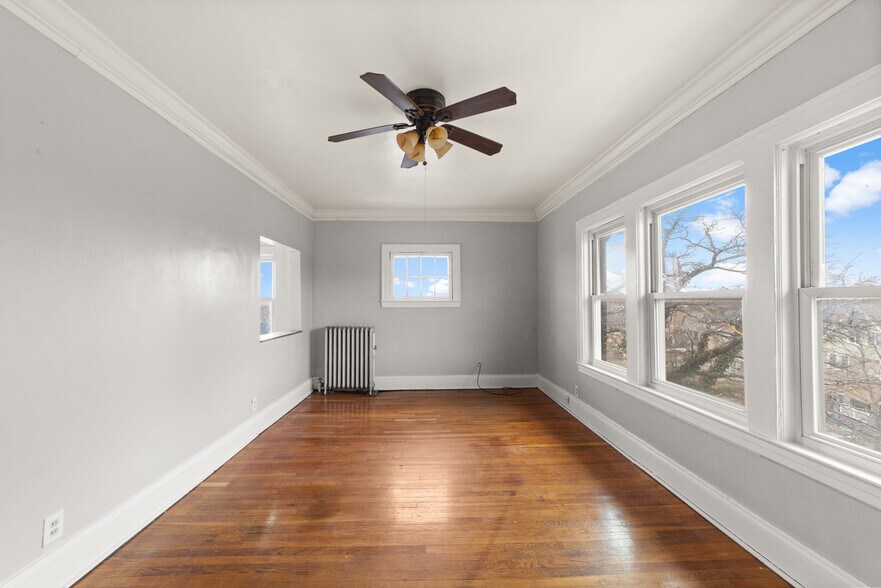 More Photos Of 1690 Eddington Rd, Cleveland Heights Apartments For Sale