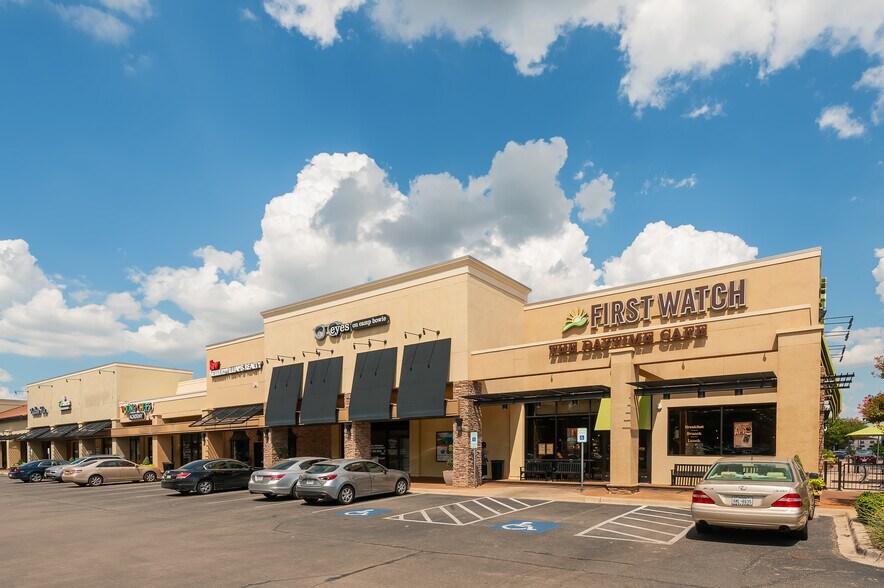 More Photos Of 6323-6333 Camp Bowie Blvd, Fort Worth Unknown For Sale