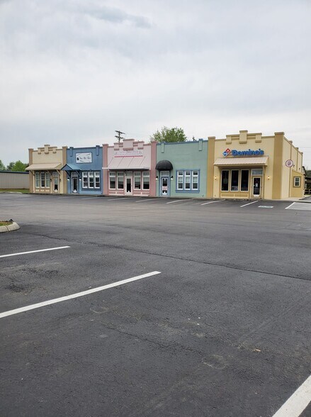 More Photos Of 402-410 N Spring St, Sparta Storefront Retail Office For Sale