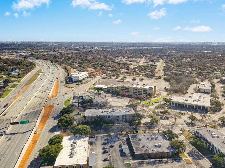 More Photos Of 4300 Centerview, San Antonio Office For Lease