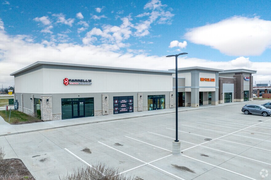 More Photos Of 3880 Prairie Fire NW, Altoona General Retail For Sale