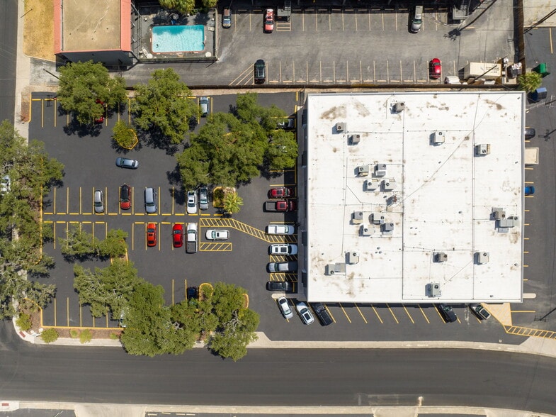 Primary Photo Of 9502 Computer Dr, San Antonio Medical For Sale