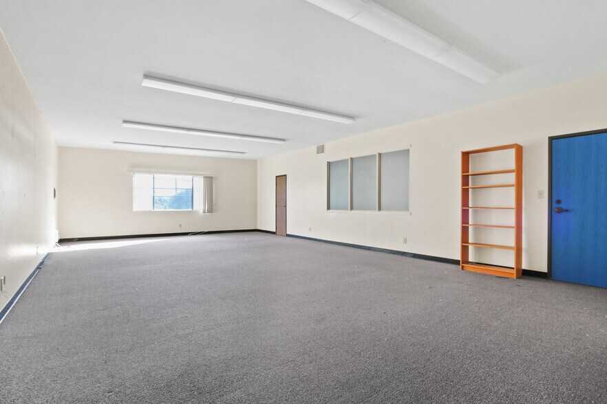 More Photos Of 11714-11720 W Pico Blvd, Los Angeles Storefront Retail Office For Sale