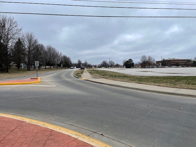 More Photos Of Maryland @ Walnut Lawn, Springfield Land For Sale