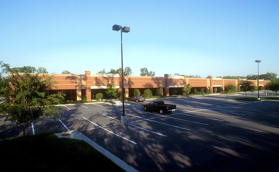 More Photos Of 5430 Metric Pl, Peachtree Corners Office For Sale