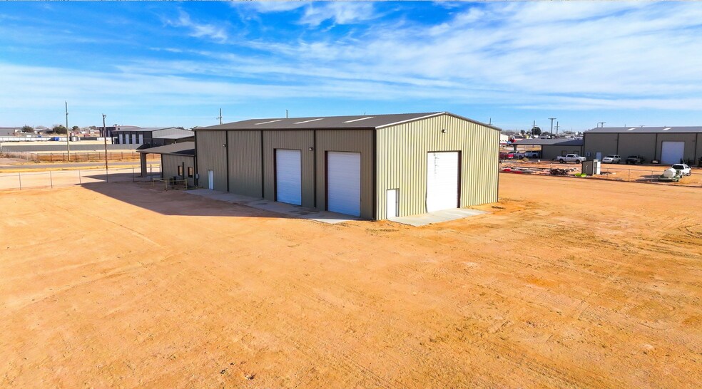 More Photos Of 1610 E County Road 140, Midland Industrial For Lease