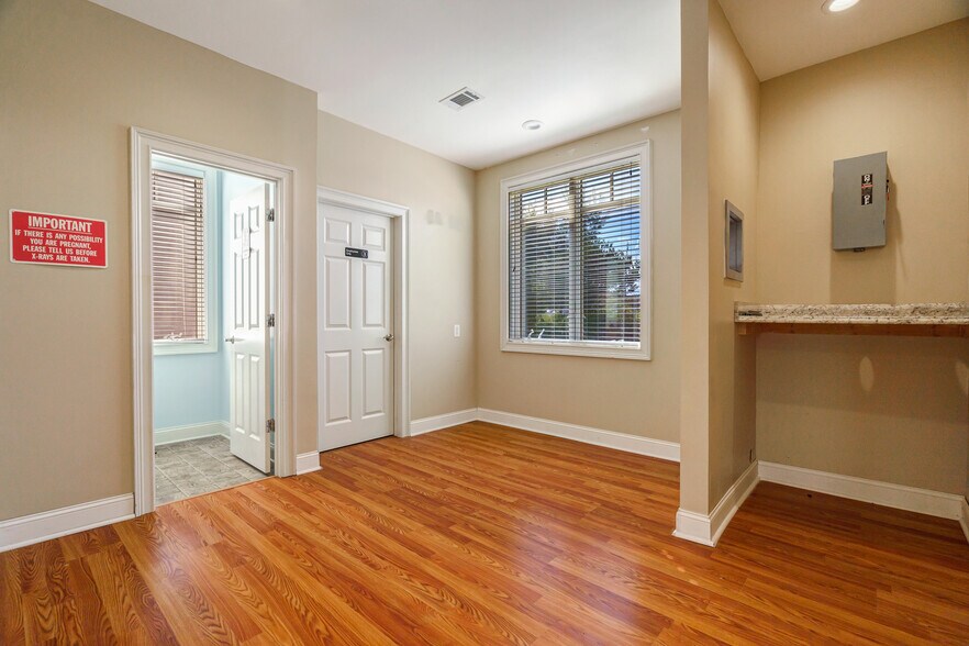 More Photos Of 112 Harmony Crossing, Eatonton Medical For Lease