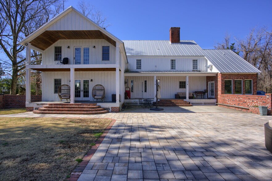 More Photos Of 6266 Richlands Hwy, Richlands Specialty For Sale