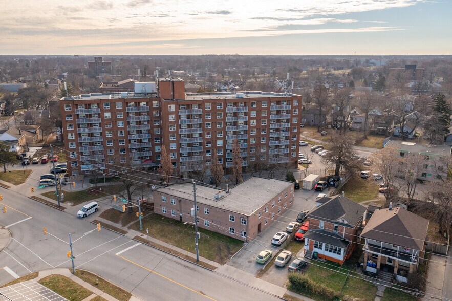 More Photos Of 585 Mill St, Windsor Apartments For Sale