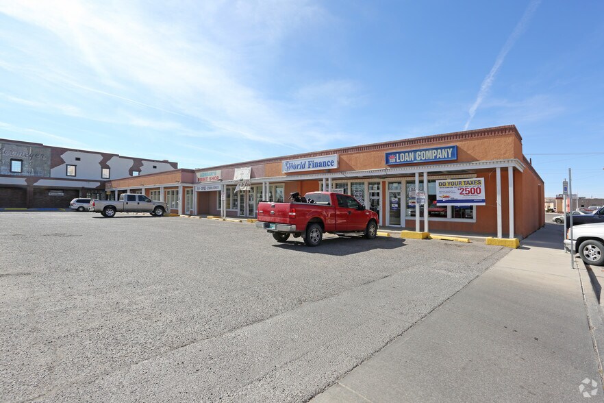 More Photos Of 201-213 S Main St, Belen Freestanding For Lease
