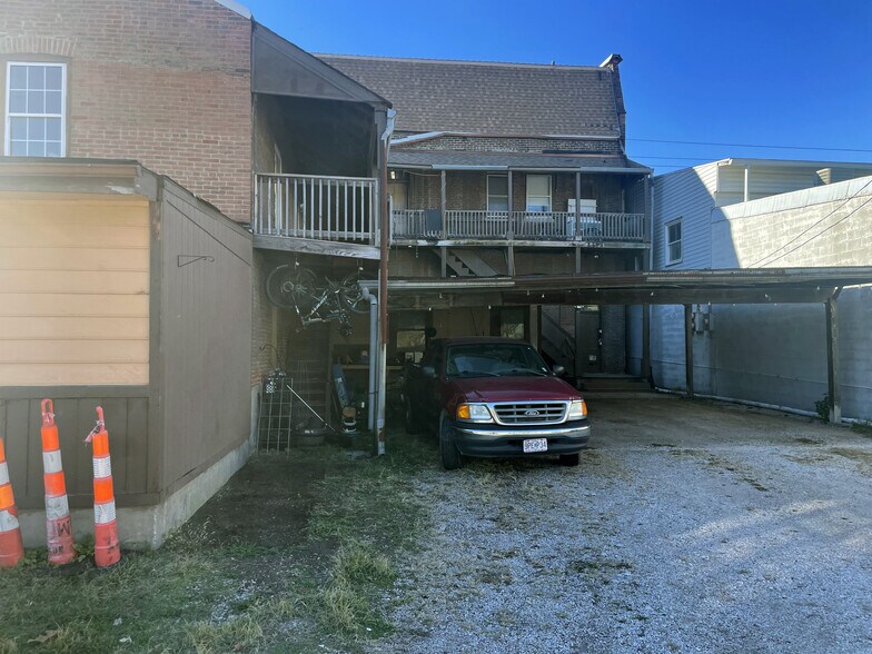 More Photos Of 900 N 2nd St, Saint Charles Storefront Retail Residential For Sale