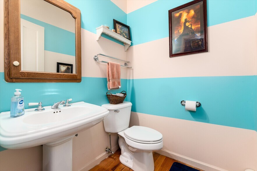 More Photos Of 200 Rose St, Georgetown Hospitality For Sale