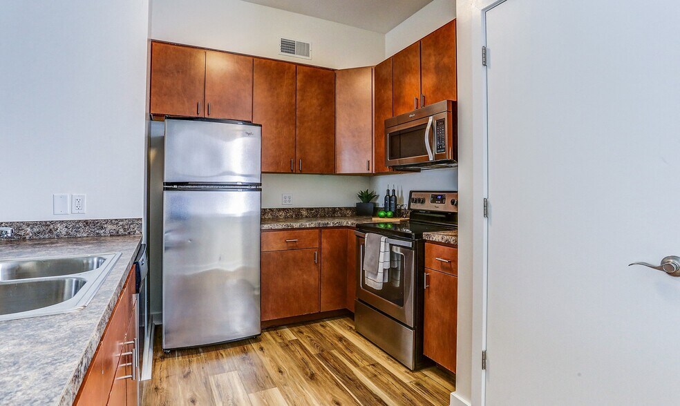 More Photos Of 1224 N 3rd St, Harrisburg Apartments For Sale