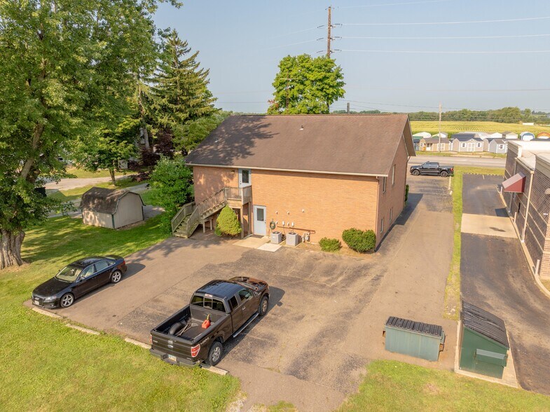 More Photos Of 4268 Erie Ave SW, Navarre Office Residential For Sale