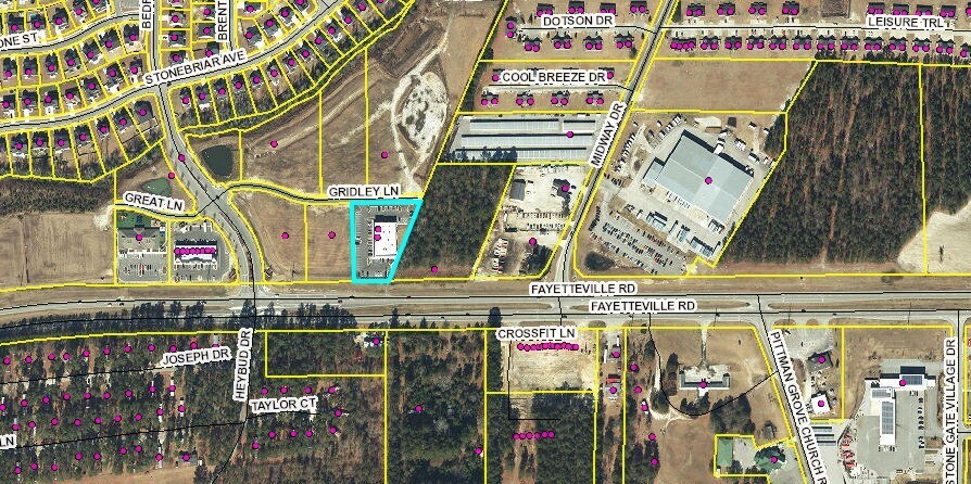 More Photos Of 220 Gridley Ln, Raeford Storefront Retail Office For Lease