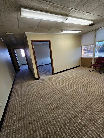 More Photos Of 6754 W Beloit Rd, West Allis Medical For Lease