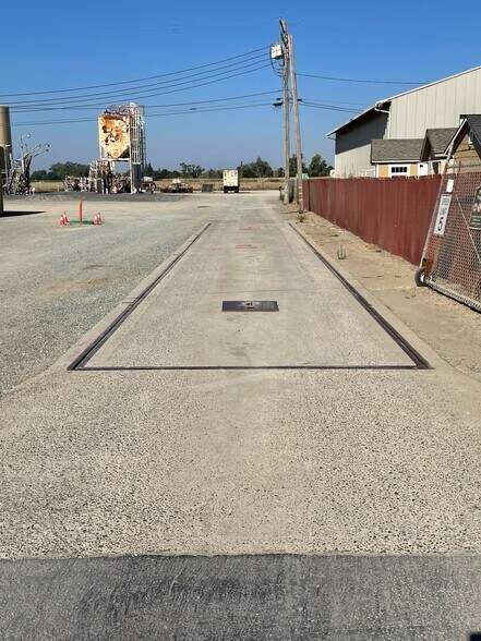 More Photos Of 14442 Walnut Grove-Thorton Rd, Walnut Grove Industrial For Sale