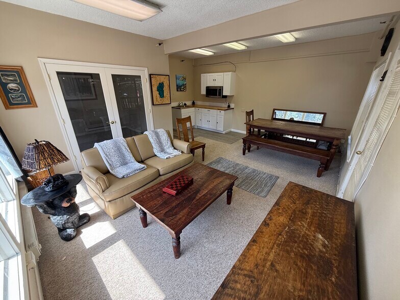 More Photos Of 605 Highway 50, Zephyr Cove Storefront For Sale