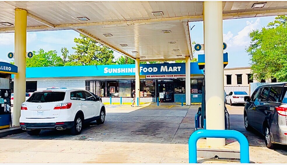 More Photos Of 12800 Northborough Dr, Houston Convenience Store For Sale
