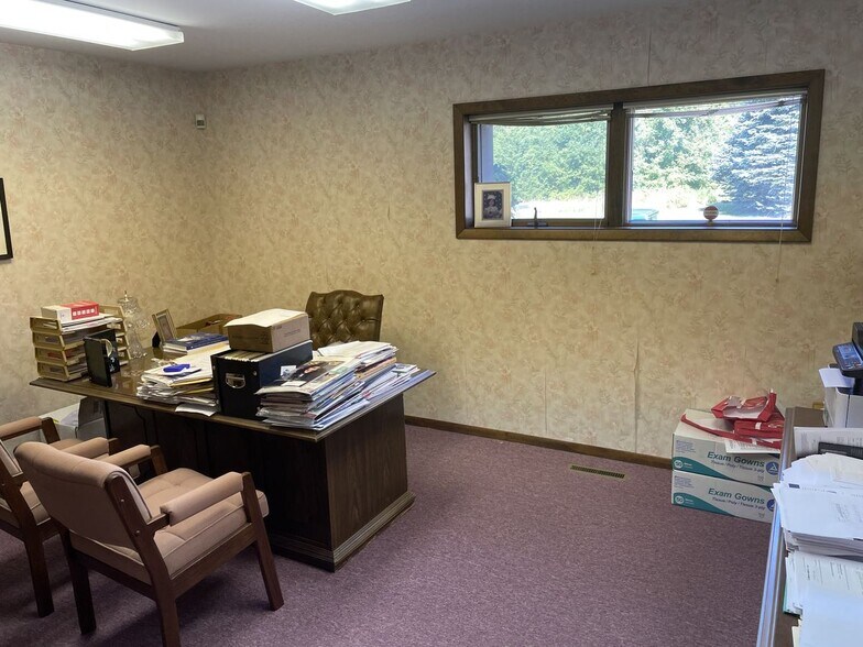 More Photos Of 4370 Fashion Square Blvd, Saginaw Medical For Sale