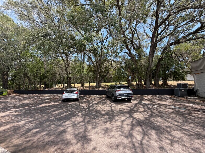 More Photos Of 3315 SW Archer Rd, Gainesville Freestanding For Sale