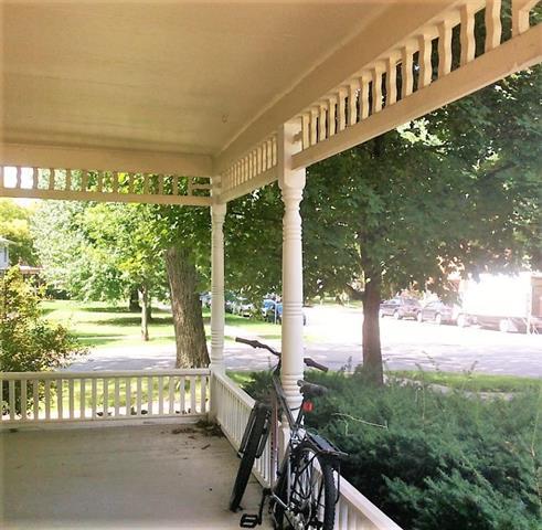 More Photos Of 803 E College St, Iowa City Apartments For Sale