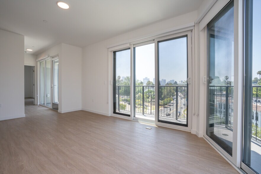 More Photos Of 1915 Park Avenue, Los Angeles Apartments For Sale