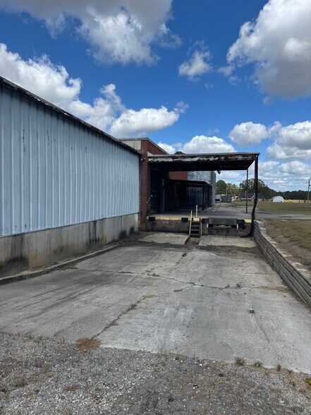 More Photos Of 2600 Wilco Blvd S, Wilson Warehouse For Lease