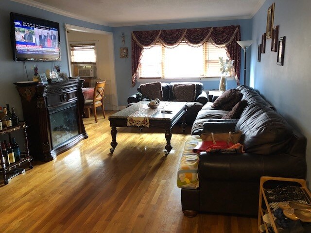 More Photos Of 376-380 McLean Ave, Yonkers Apartments For Sale