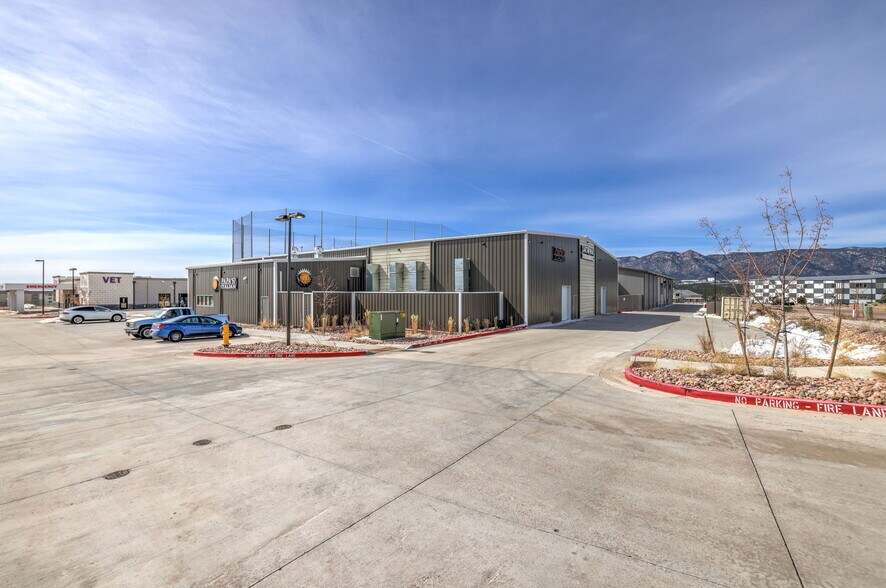 More Photos Of 13280 Touchstone Vw, Colorado Springs Freestanding For Sale