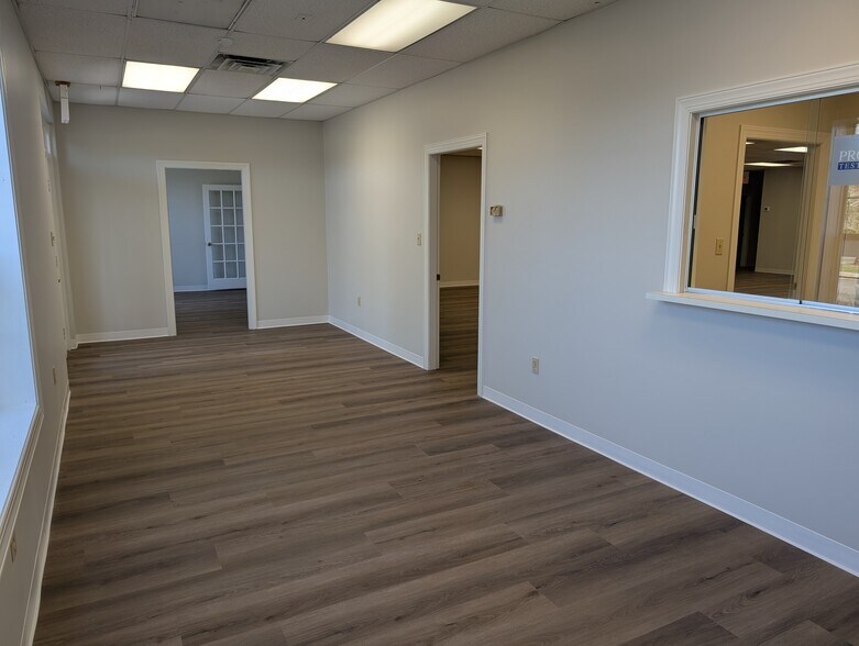 More Photos Of 1709 River St, Valdosta Office For Lease