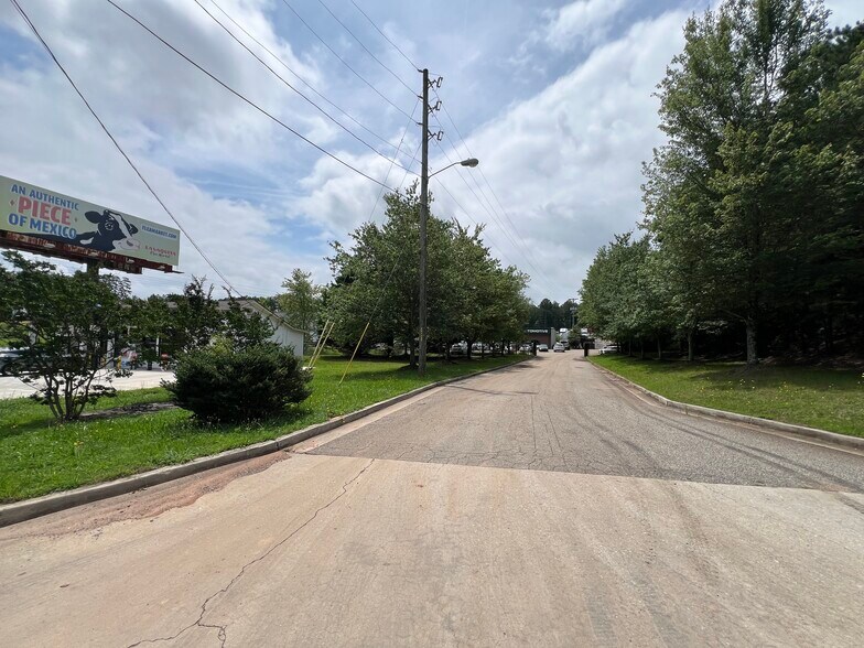 More Photos Of 2103 Winder Hwy, Dacula Industrial For Lease