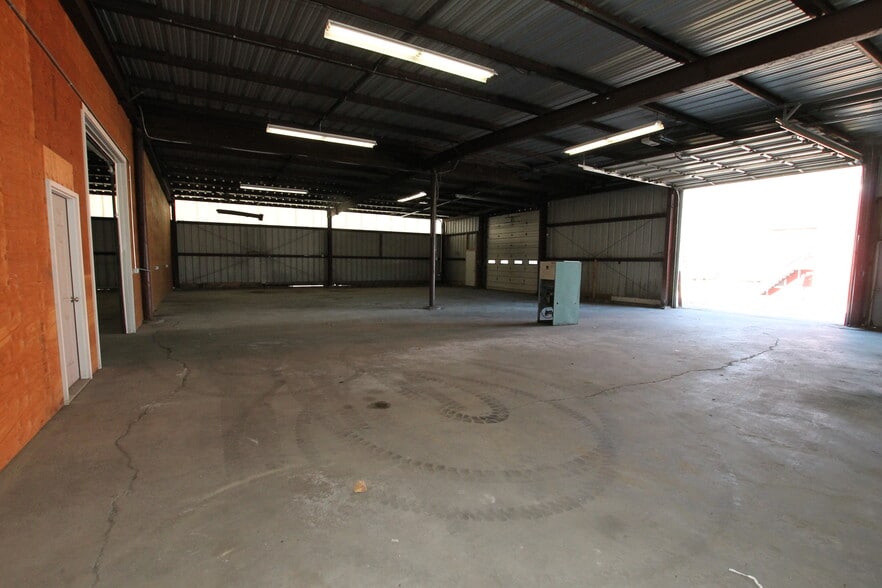 More Photos Of 9 Old Westminster Rd, Hubbardston Warehouse For Sale