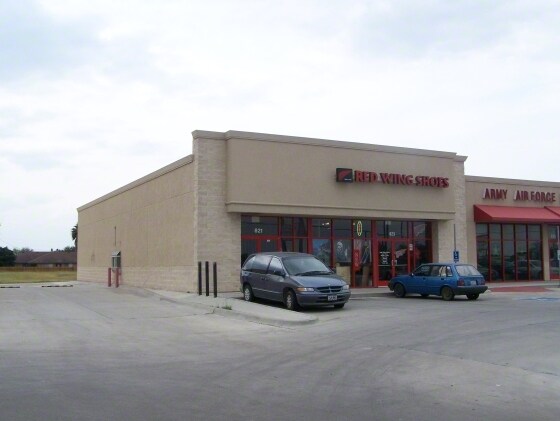 More Photos Of 801-825 N Ed Carey Dr, Harlingen Storefront Retail Office For Lease