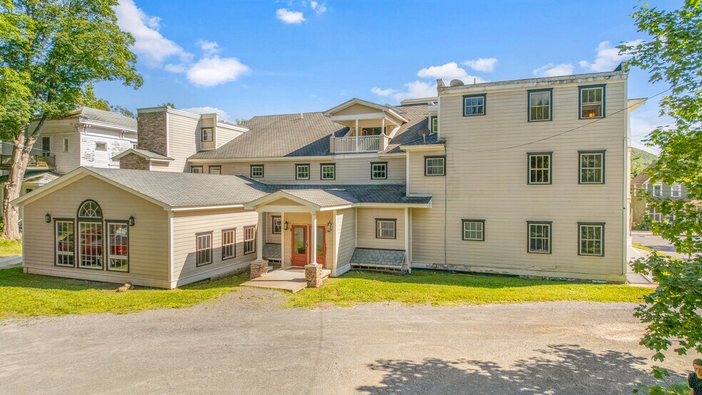 More Photos Of 56 Main St, Stamford Hotel For Sale