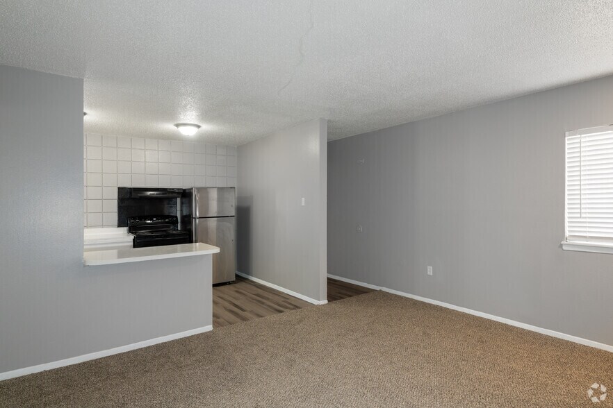 More Photos Of 5249 Wren Ave, El Paso Apartments For Sale