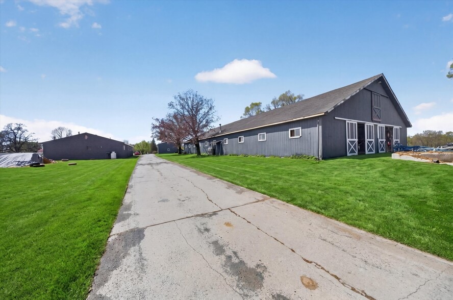 More Photos Of 261 Bullville Rd, Montgomery Horse Stables For Sale
