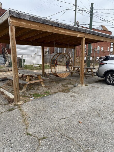More Photos Of 5503-5505 Reisterstown Rd, Baltimore Freestanding For Lease